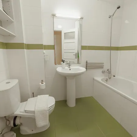 Cedofeita Terrace By Hosty *