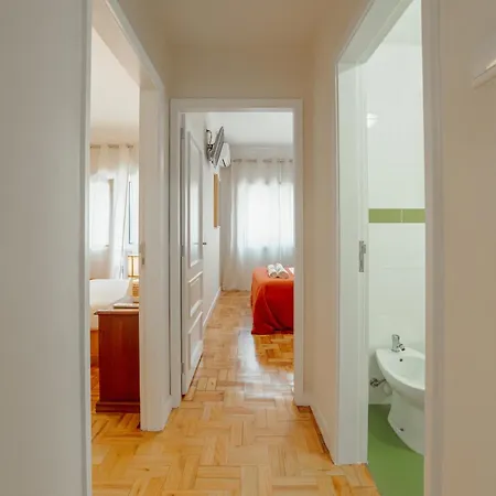 Cedofeita Terrace By Hosty *